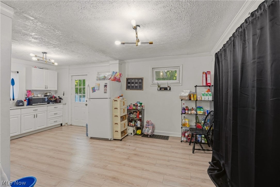 317 Black Street