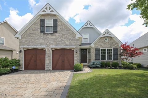 4233 Queens Gate, Avon, OH 44011 - #: 5173813