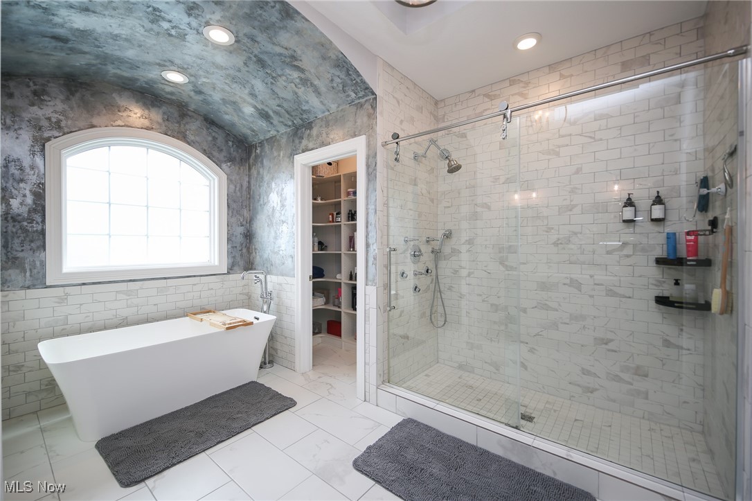 Red Tail Dev #6 Sec 25 - Residential