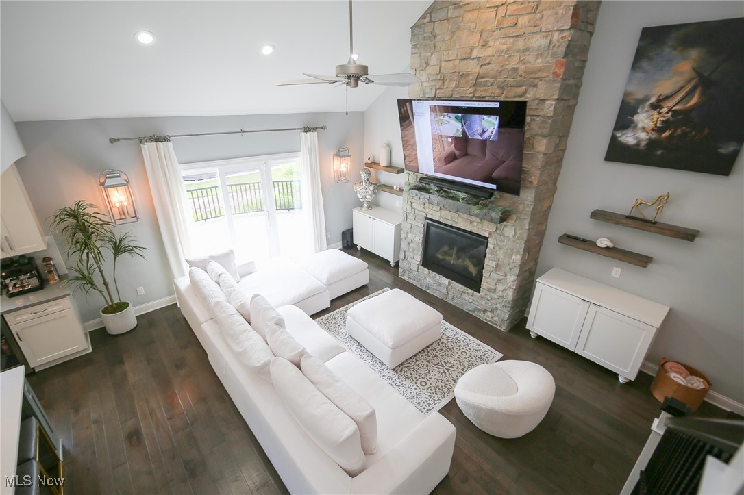 Red Tail Dev #6 Sec 25 - Residential