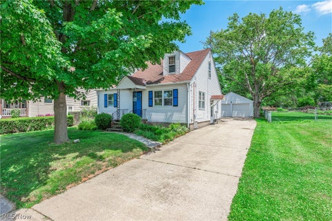 Homes For Sale - 259 Jackson Street<br/> Amherst, OH 44001