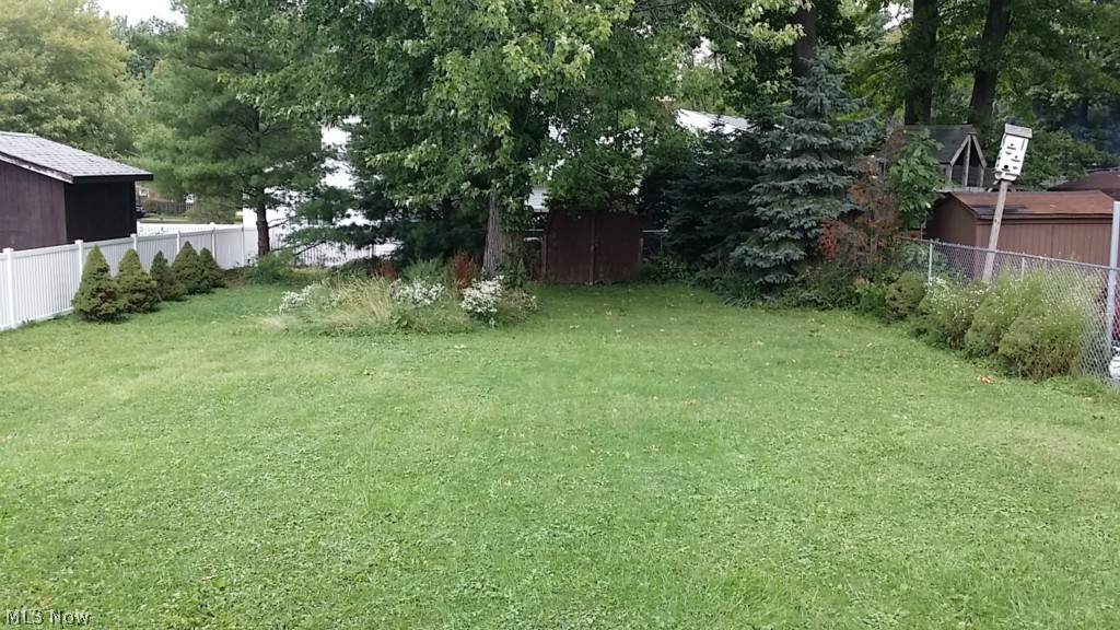 Lakeshore Blvd Estates 01 - Residential