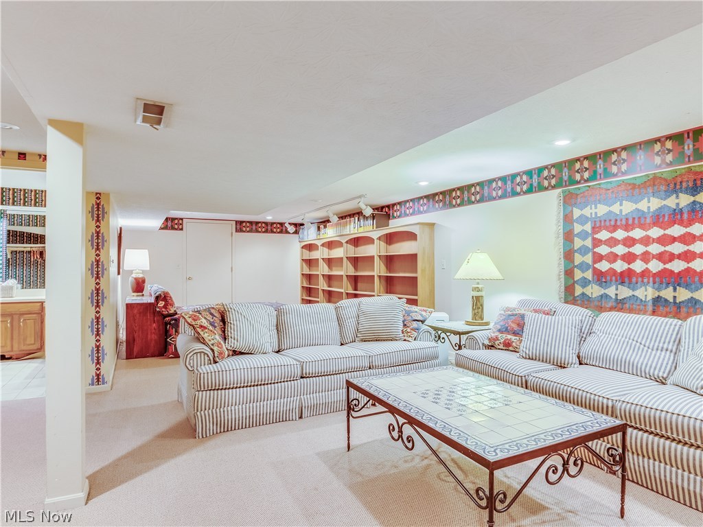 Ghent Road View Acres - Residential