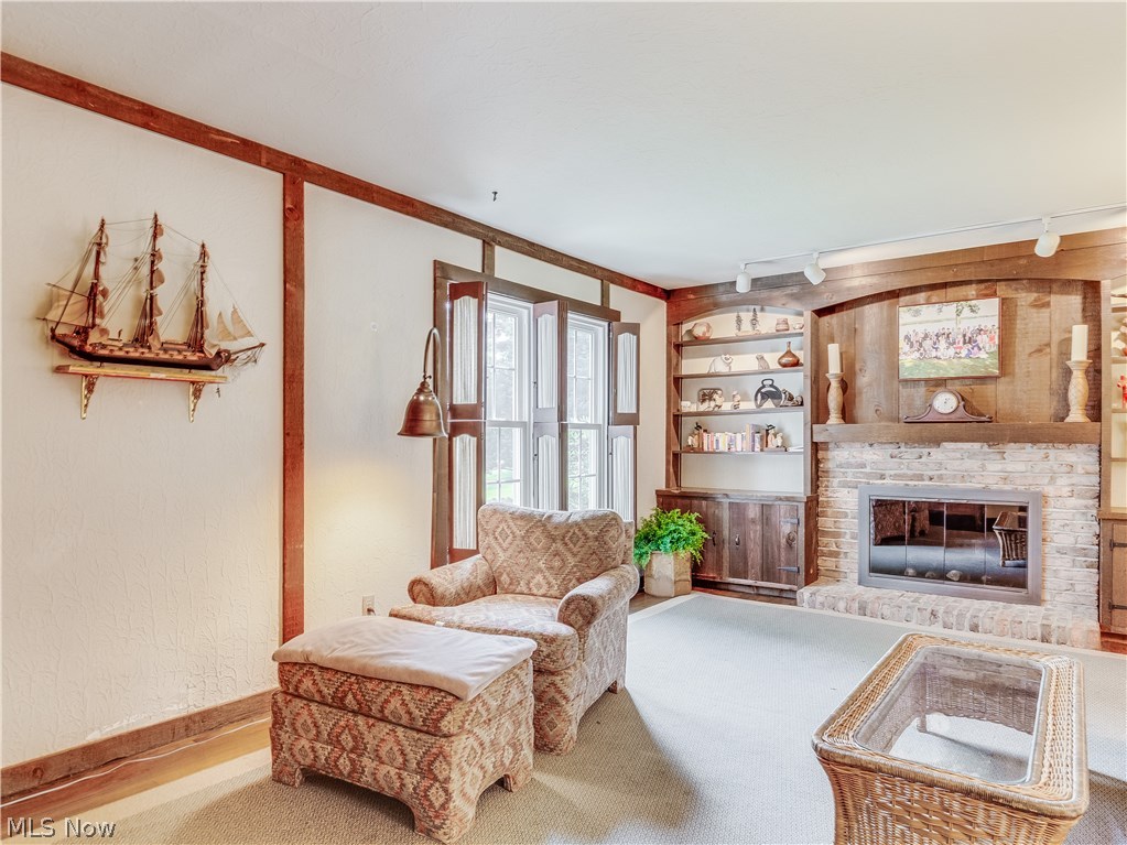 Ghent Road View Acres - Residential