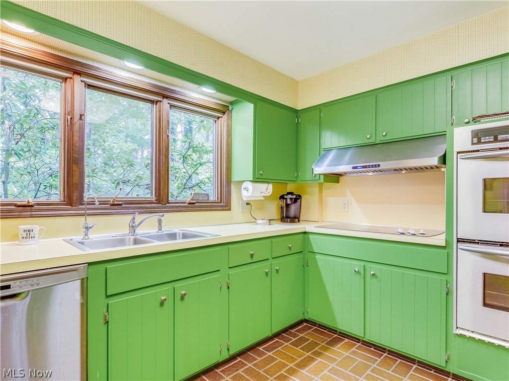 Ghent Road View Acres - Residential