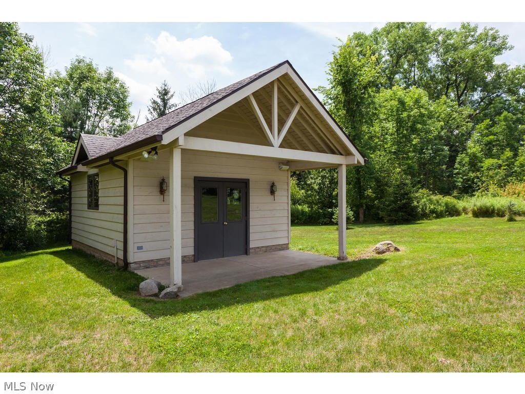 Deer Run Oval - Residential