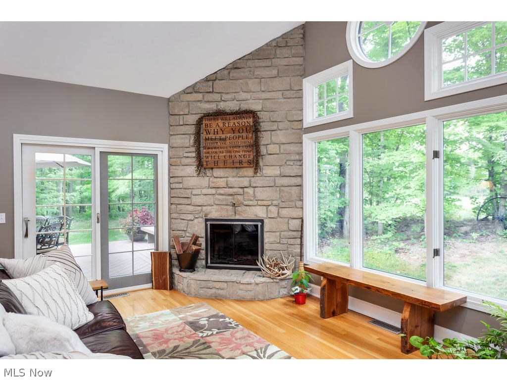 Deer Run Oval - Residential