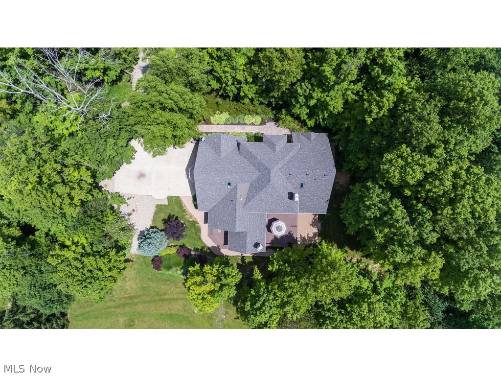 Deer Run Oval - Residential