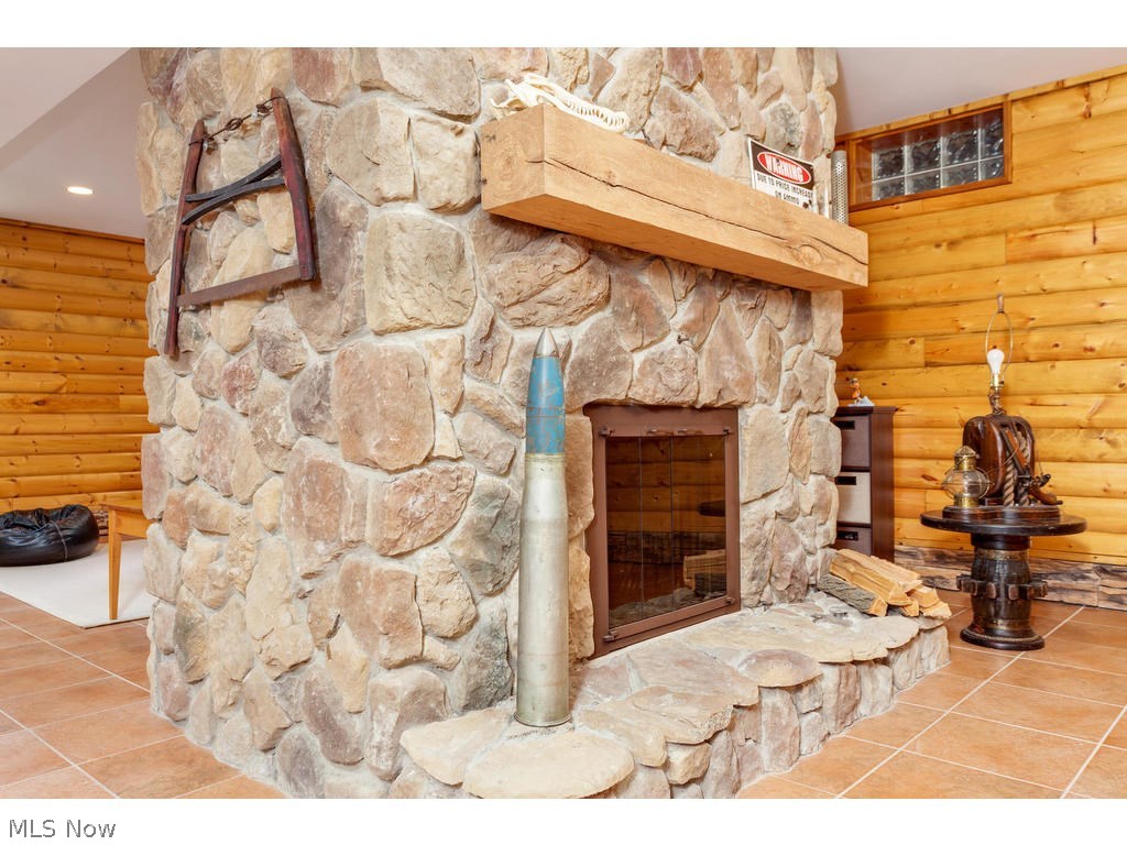 Deer Run Oval - Residential