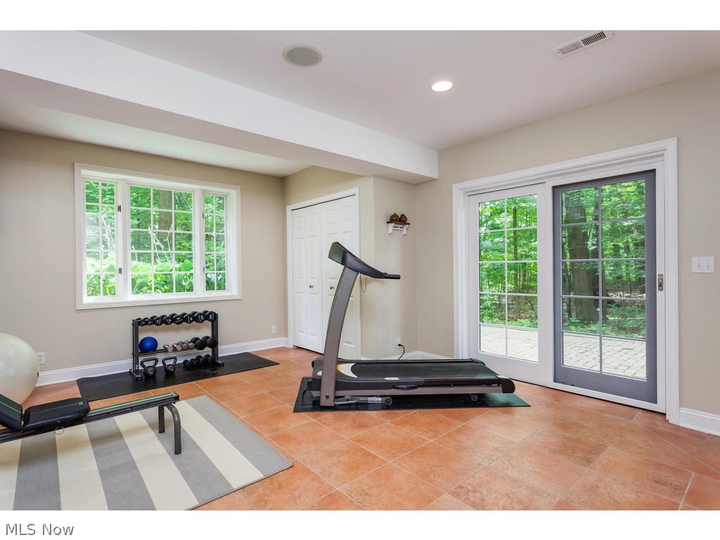 Deer Run Oval - Residential