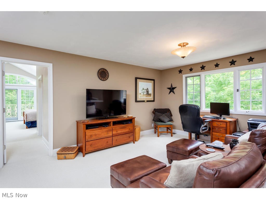 Deer Run Oval - Residential