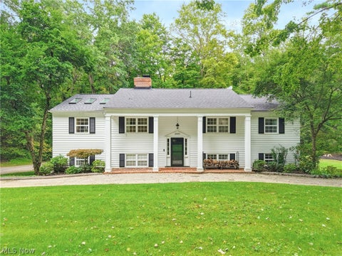 Homes For Sale - 2000 Berkshire Road<br/> Gates Mills, OH 44040