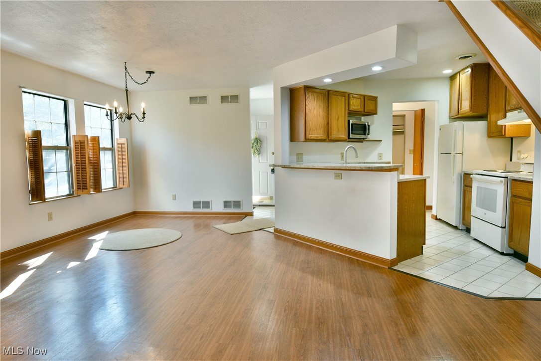 Spring Run Condos - Residential