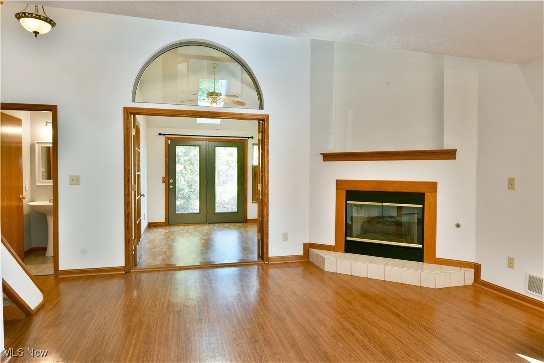 Spring Run Condos - Residential