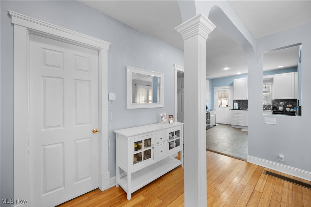 1415 W 114th Street, Cleveland, Ohio image 6
