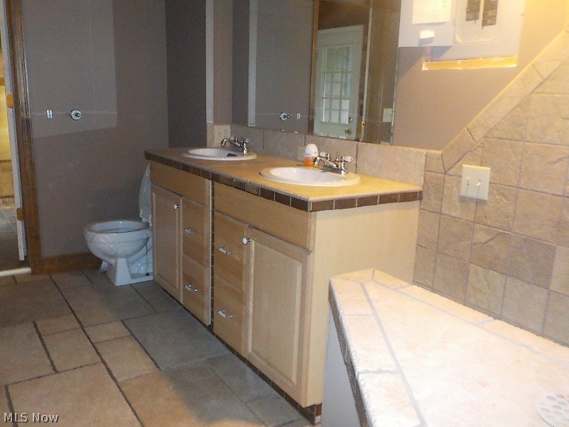 Dilworths East Elyria - Residential