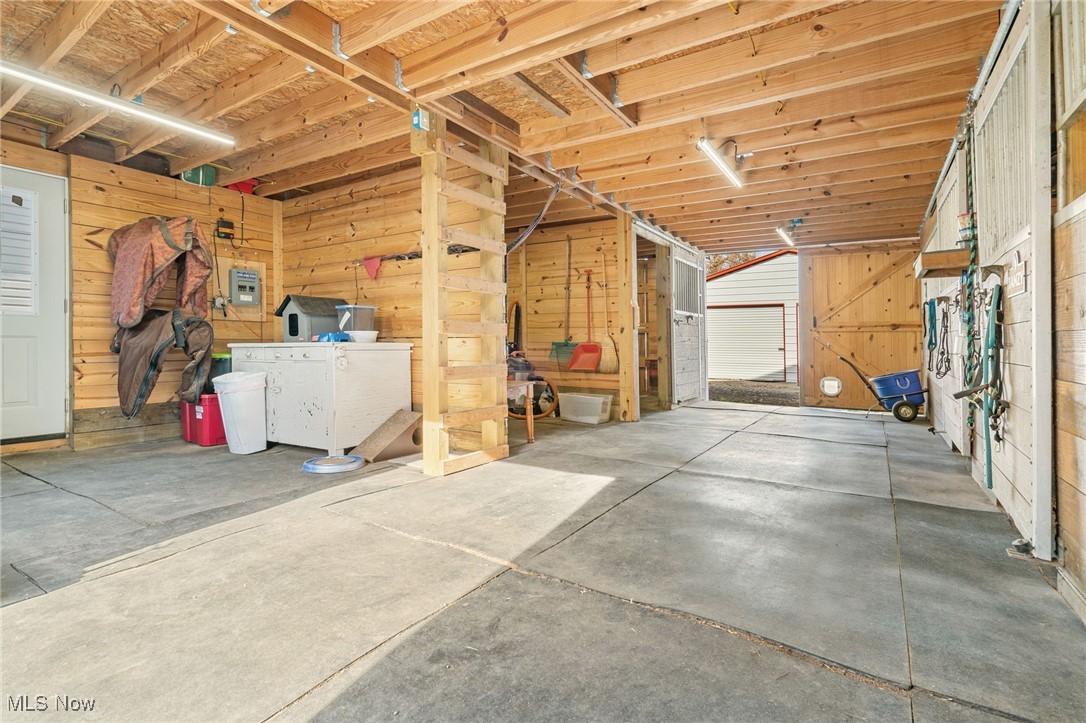 8541 Lee Road, Malvern, Ohio image 26