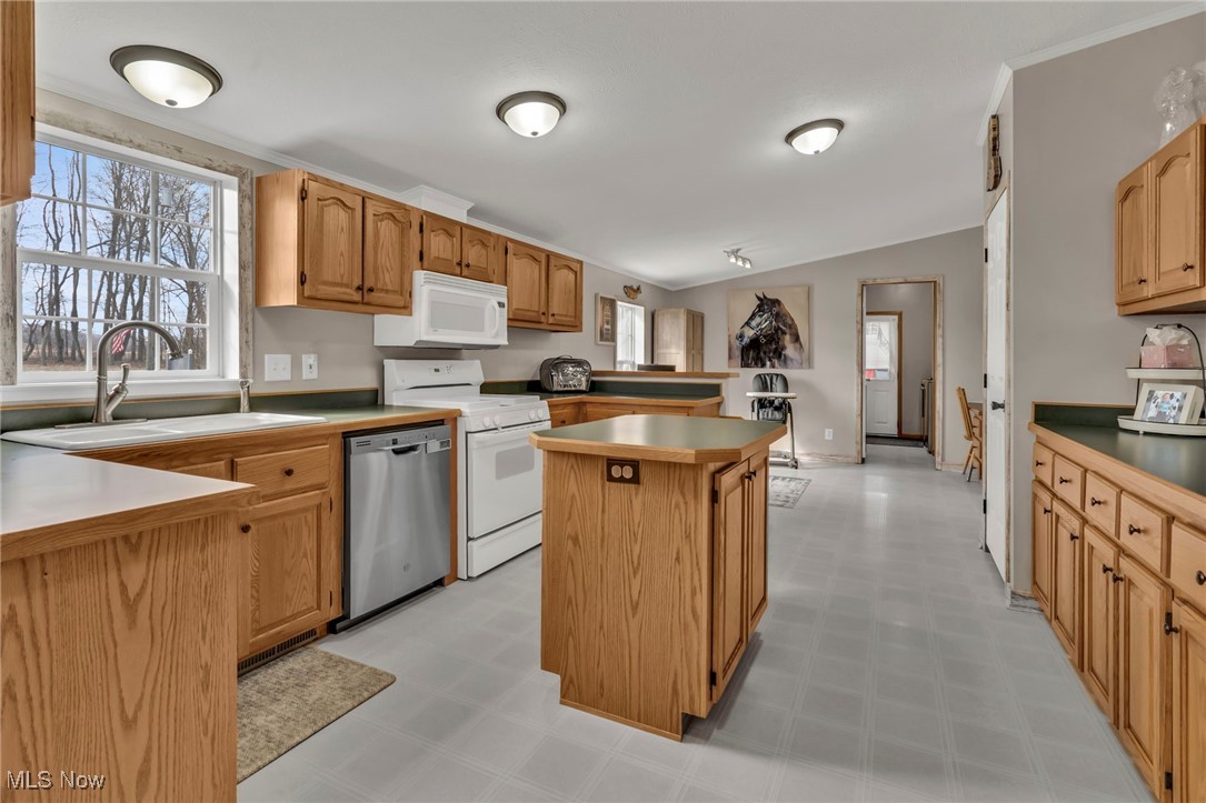 8541 Lee Road, Malvern, Ohio image 36