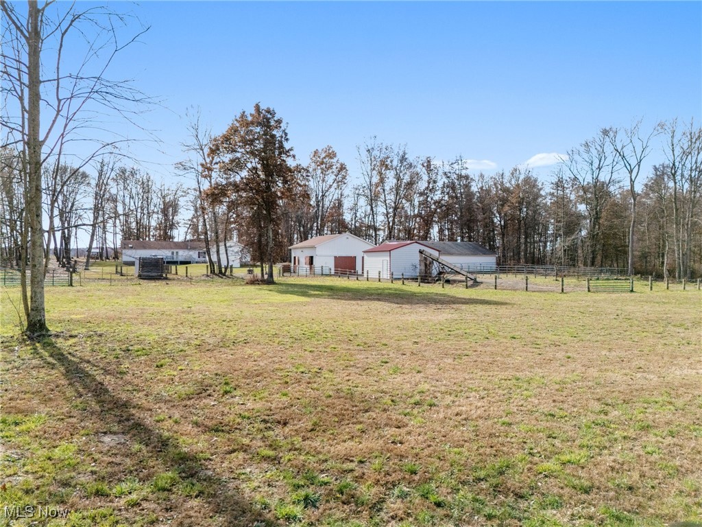 8541 Lee Road, Malvern, Ohio image 17