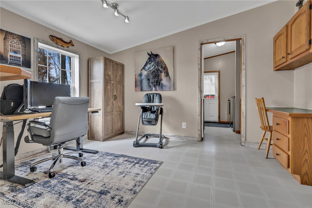 8541 Lee Road, Malvern, Ohio image 38