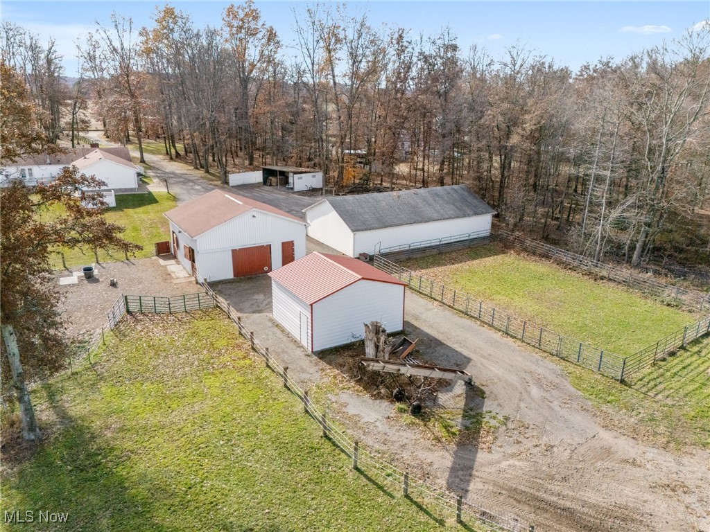 8541 Lee Road, Malvern, Ohio image 16