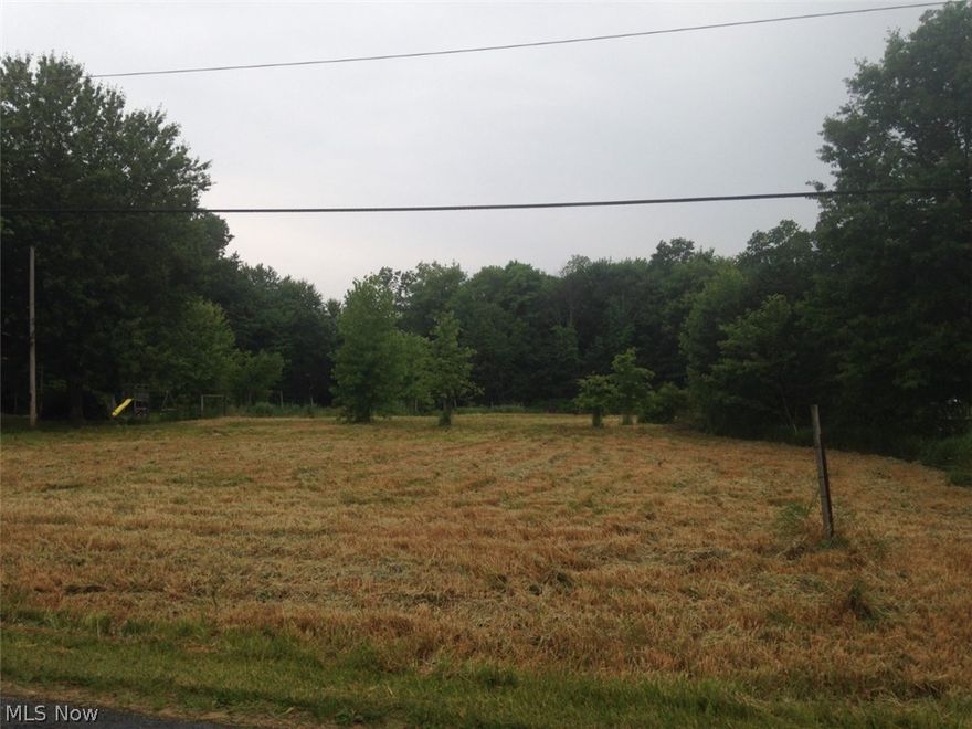 Beautiful country lot that was perk tested and passed but was too long ago so a new one is needed. Build your dream home on a nice quiet rd.