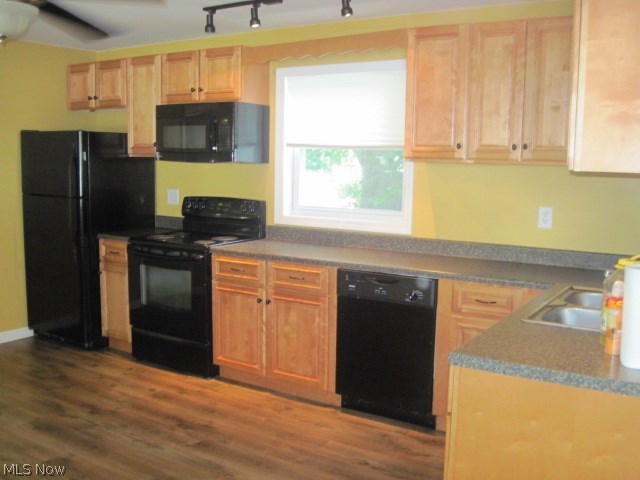 Mcdonald Heights Land Co - Residential