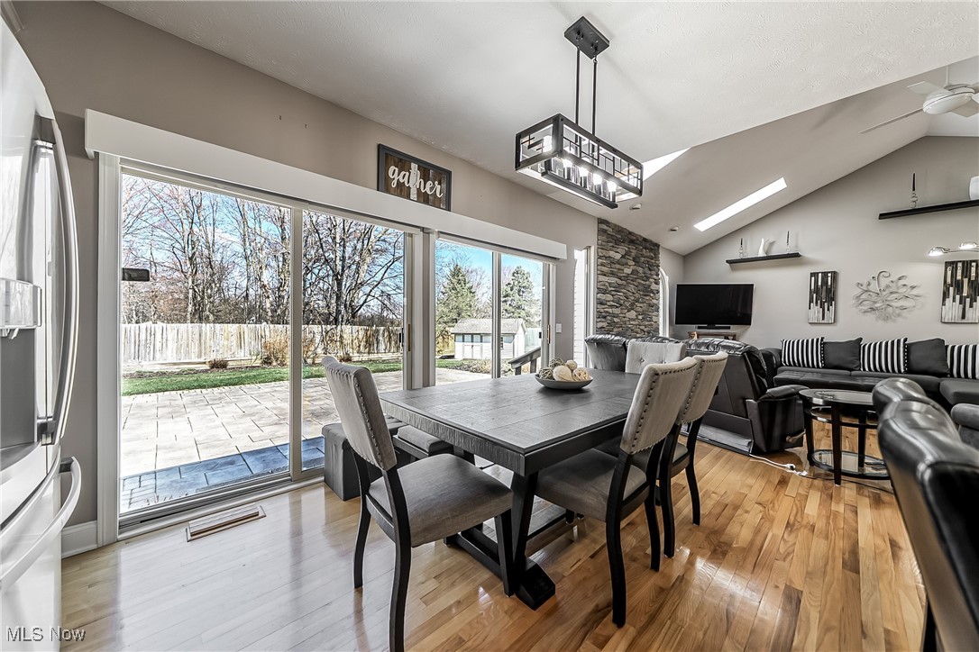 2761 Rising Meadow Drive, Akron, Ohio image 12