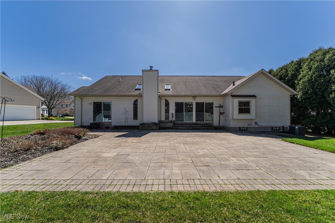 2761 Rising Meadow Drive, Akron, Ohio image 32