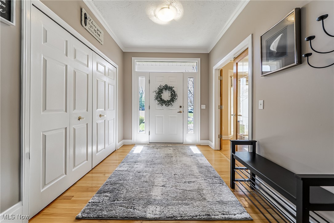 2761 Rising Meadow Drive, Akron, Ohio image 2