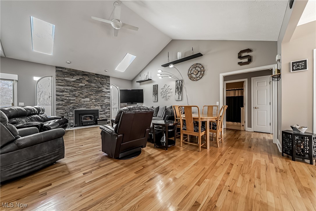 2761 Rising Meadow Drive, Akron, Ohio image 6
