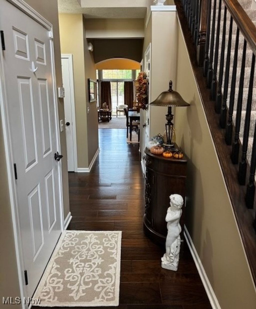 Photo of 318 Lakewick Lane, Willowick, OH 44095 (MLS # 5174902)