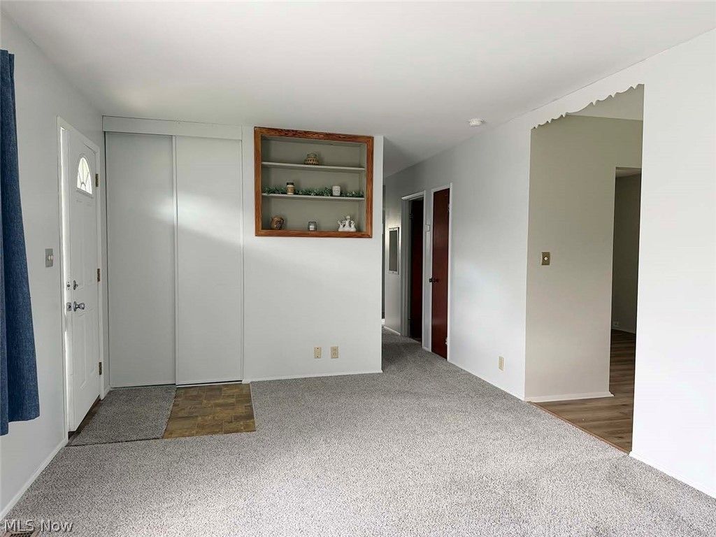 Photo of 421 Linwood Drive, Alliance, OH 44601 (MLS # 5203327)