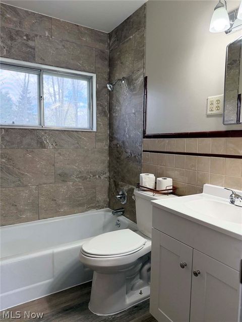 Tiny photo for 421 Linwood Drive, Alliance, OH 44601 (MLS # 5203327)