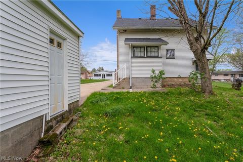 Tiny photo for 3827 Frederick Street, Youngstown, OH 44515 (MLS # 5199824)