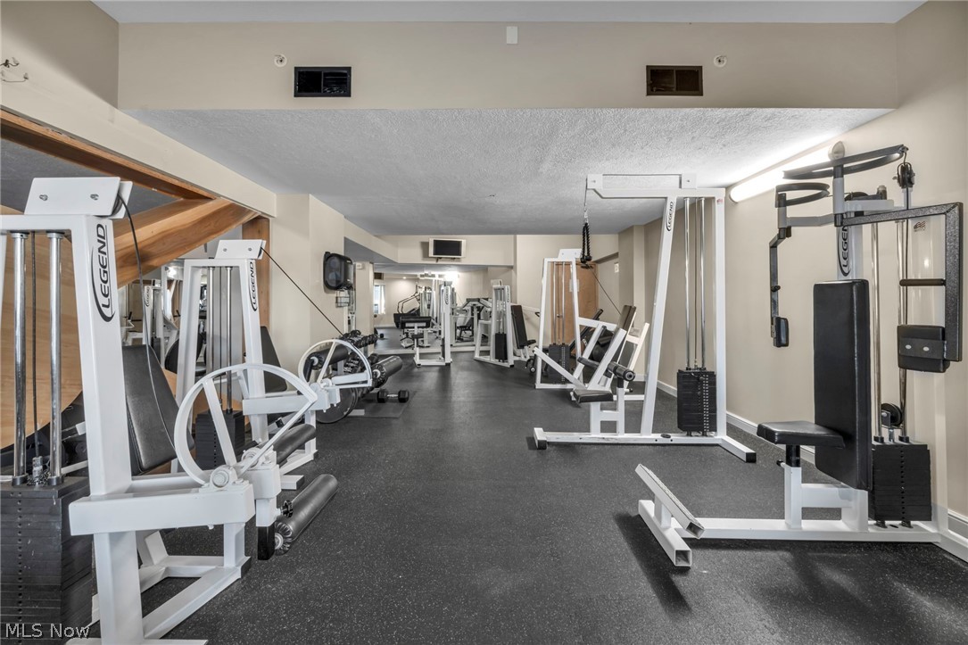 Condos/Stonebridge - Residential
