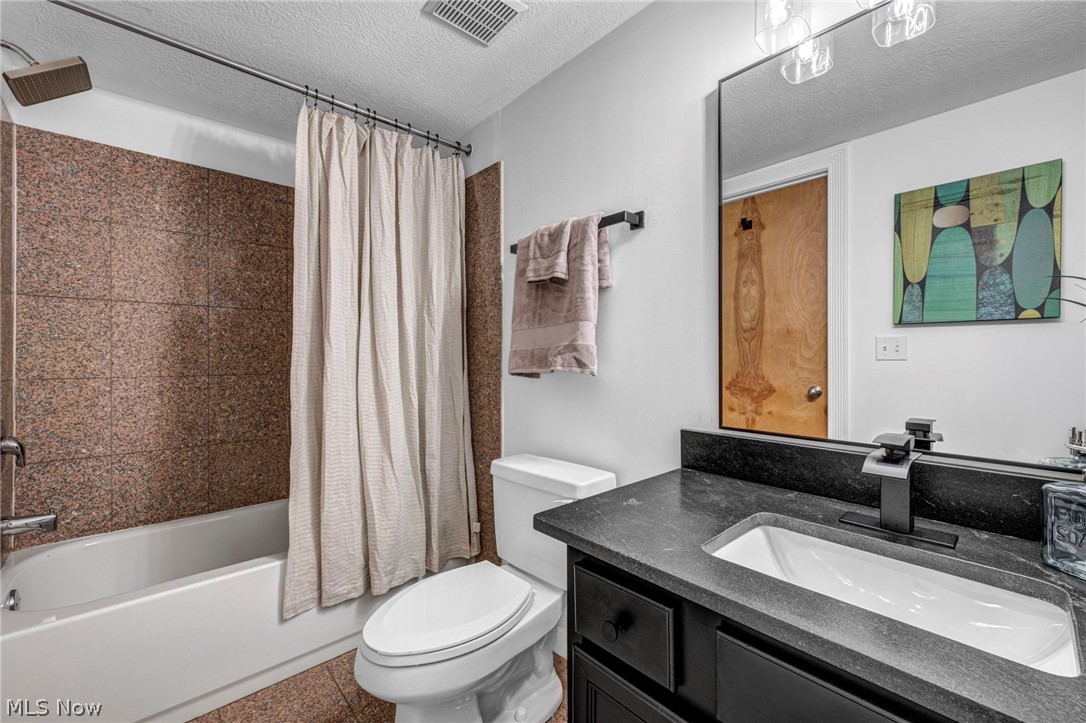 Condos/Stonebridge - Residential