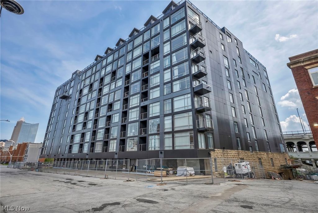 Photo of 2222 Detroit Avenue #504, Cleveland, OH 44113 (MLS # 5203618)