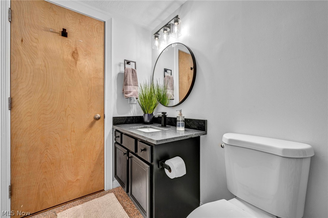 Condos/Stonebridge - Residential