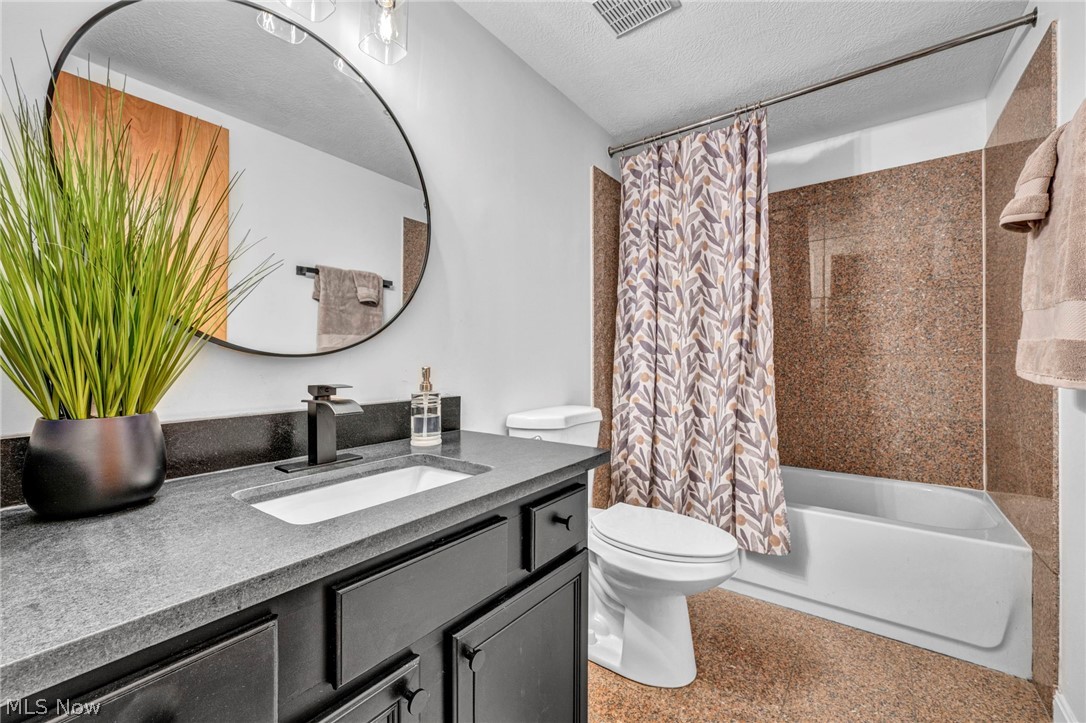 Condos/Stonebridge - Residential