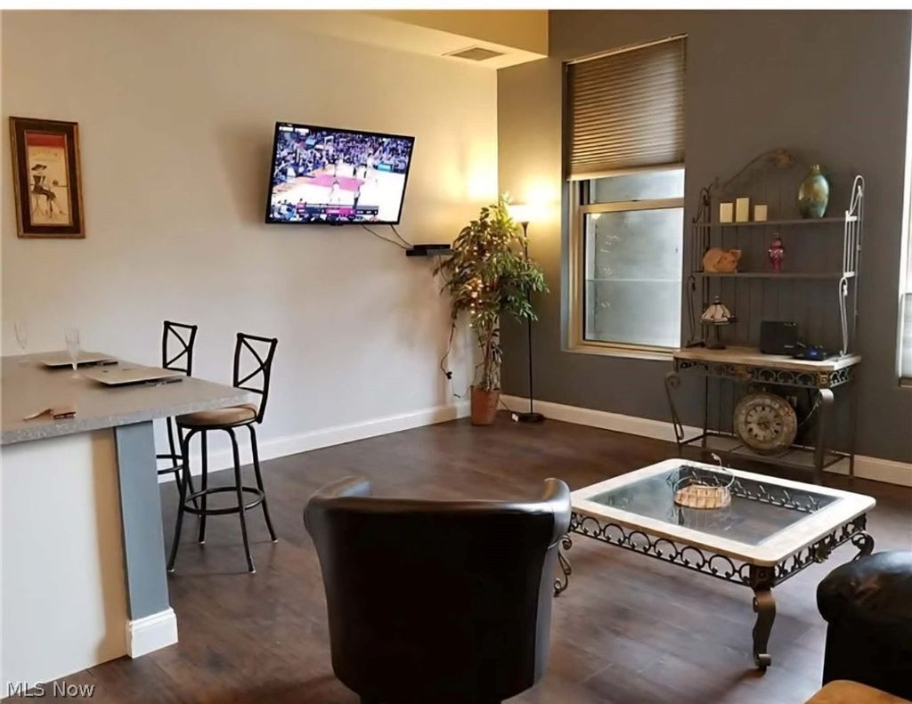 Photo of 408 W Saint Clair Avenue #311, Cleveland, OH 44113 (MLS # 5207413)