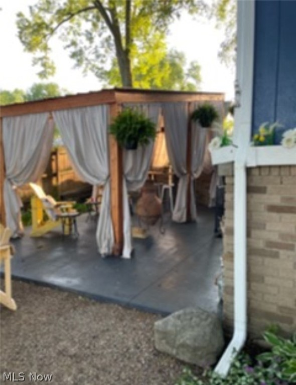 Triple Shores - Residential