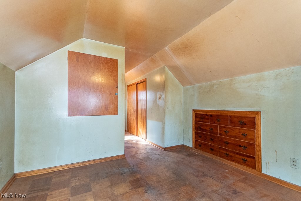 Mix King Gibbs Sub 17 - Residential