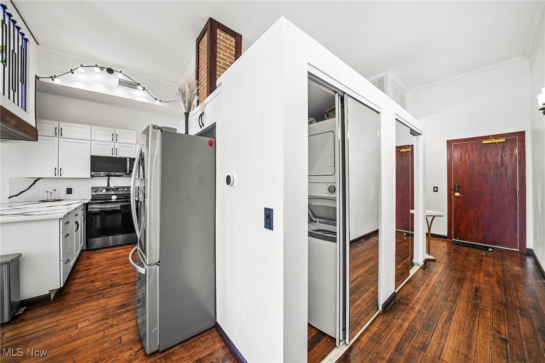 Grand Arcade Condo - Residential Lease