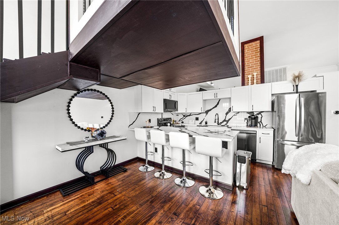 Grand Arcade Condo - Residential Lease