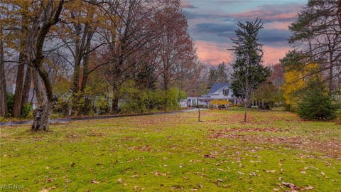 Photo for 15815 Shaker Boulevard
