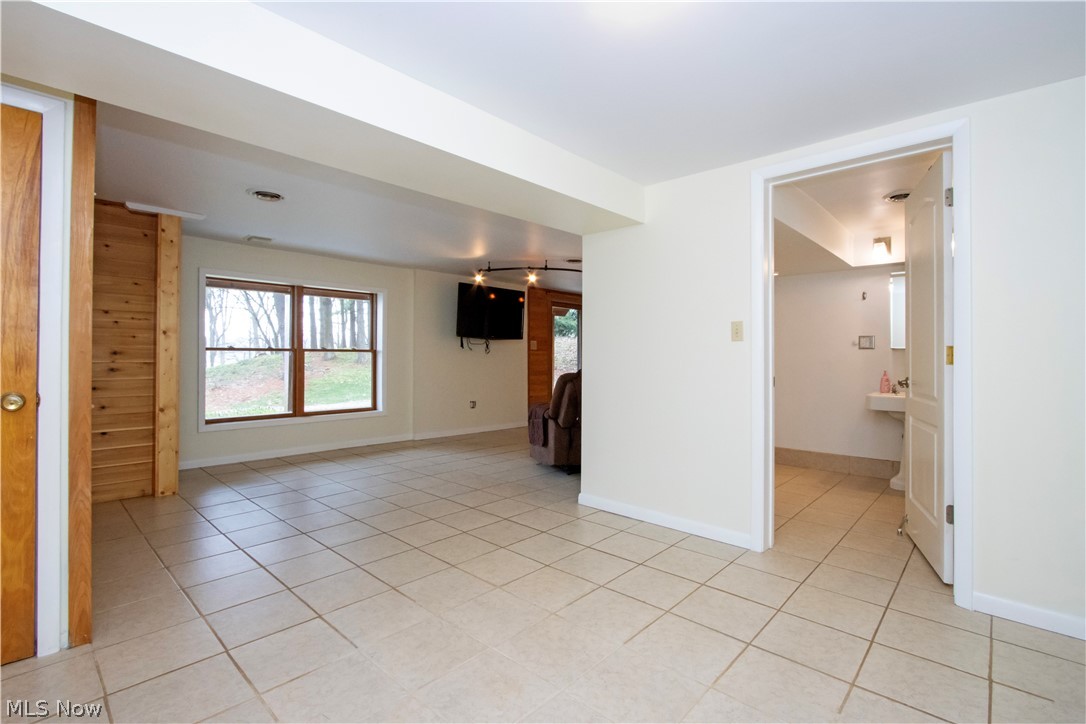 Pleasant Hill Lake Area - Residential