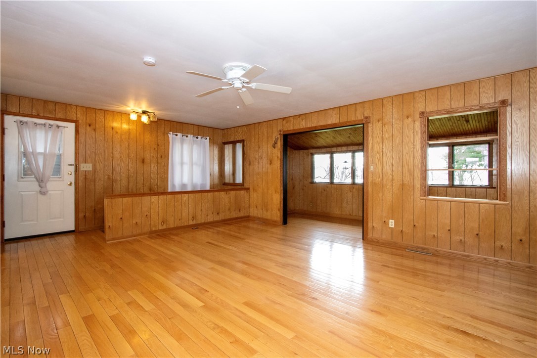 Pleasant Hill Lake Area - Residential