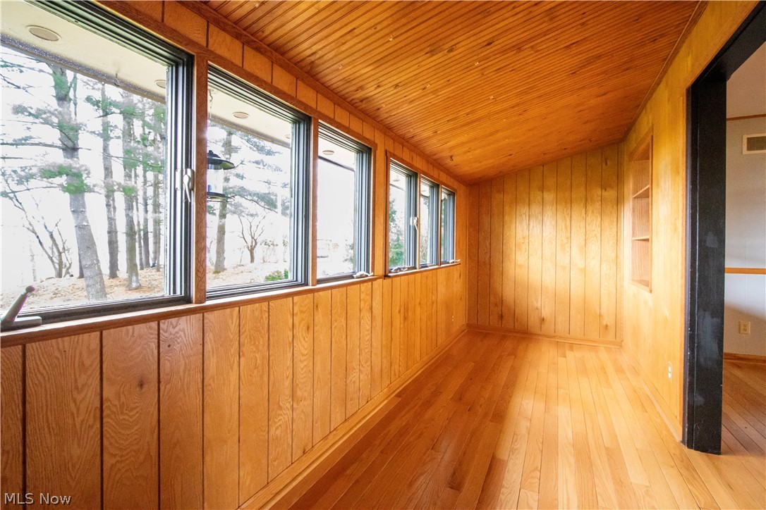 Pleasant Hill Lake Area - Residential