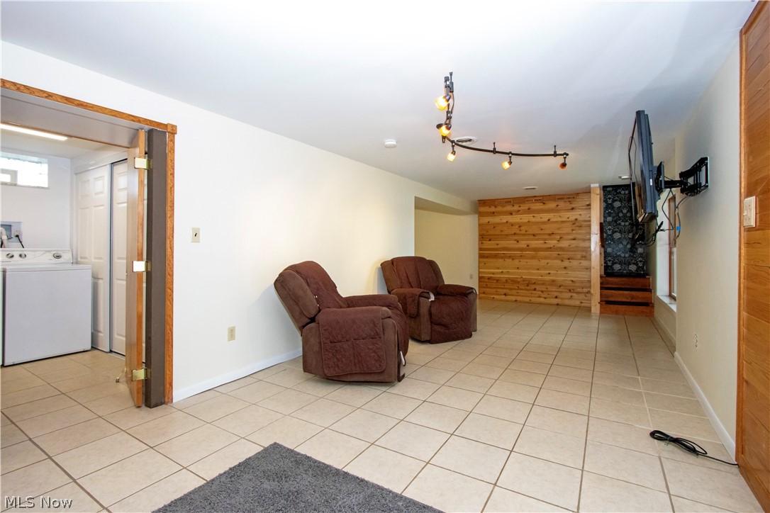 Pleasant Hill Lake Area - Residential